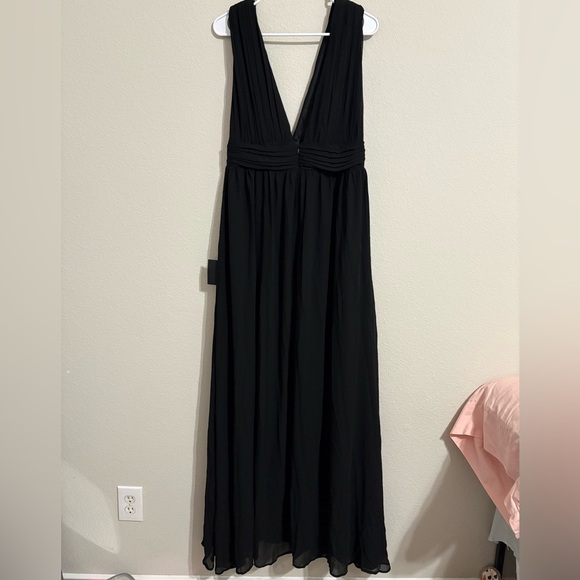 Lulu's Black Plunging V-Neck Maxi Dress with High Slit - Picture 5 of 5